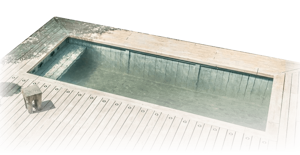 Piscine naturelle en bois immergé