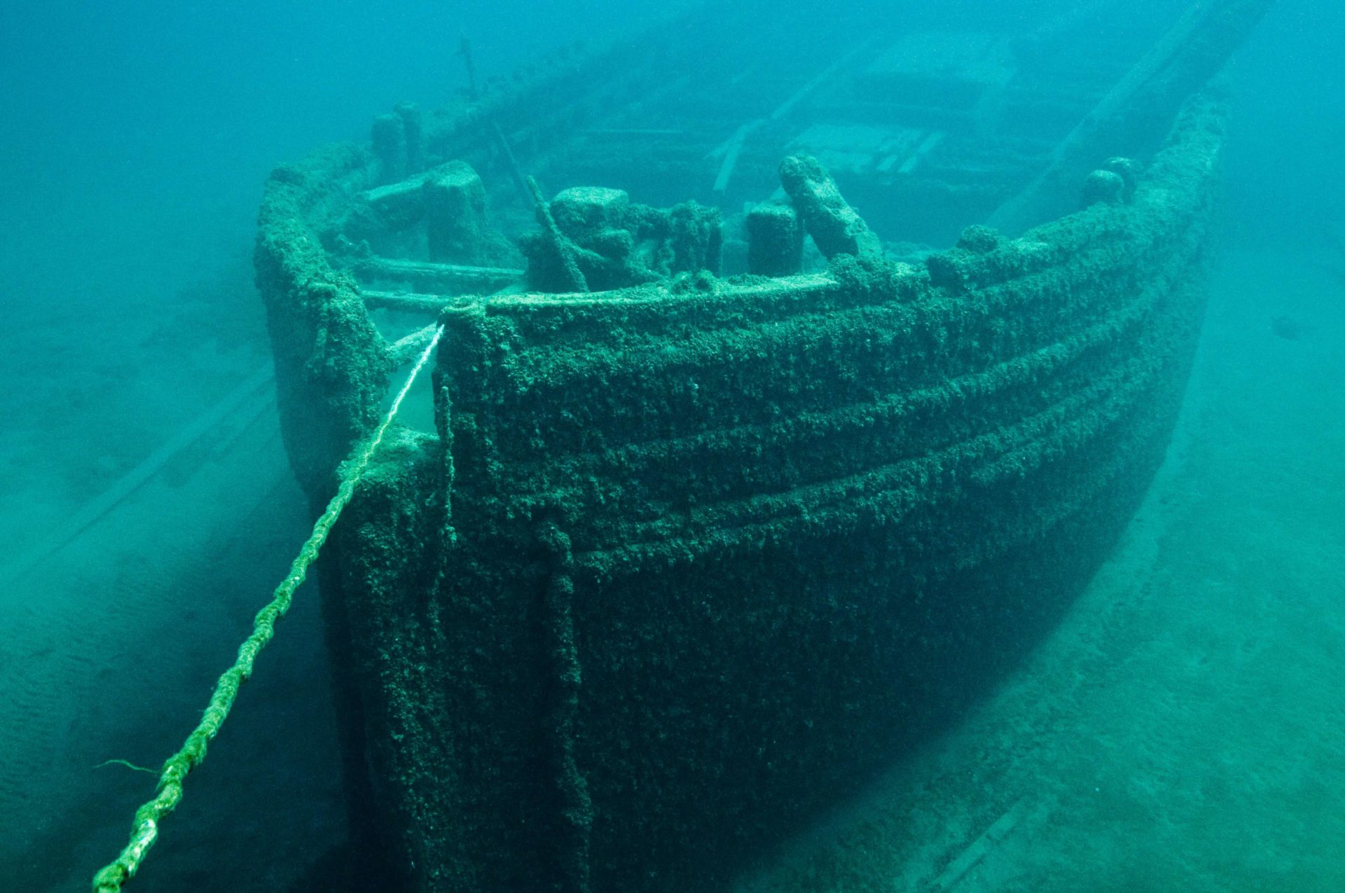 Lire la suite à propos de l’article Insolite : Un bateau en parfait état 2000 ans après