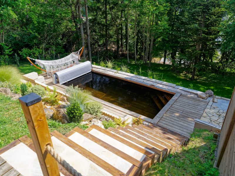 piscine naturelle en bois